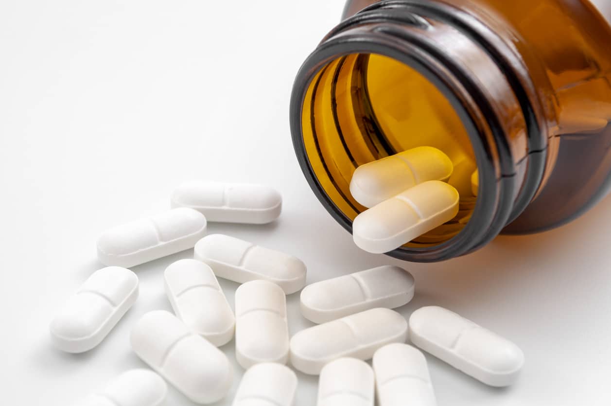 Antibiotics for Acne – Best Topical and Oral Treatments - ClearB5